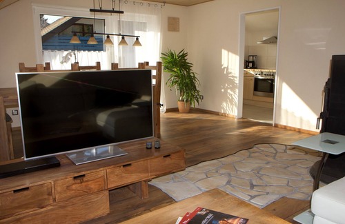 Titisee-Neustadt Apartment | Kuckuckshäusle Royal directly in Titisee