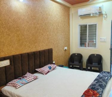 Ujjain House | Kumkum gest house
