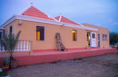 Willemstad House | Kunukuhuis Hofi Abundansia
