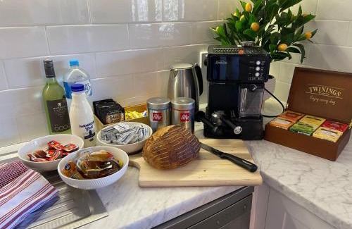 Kurrajong House | Kurrajong Holiday House - Family