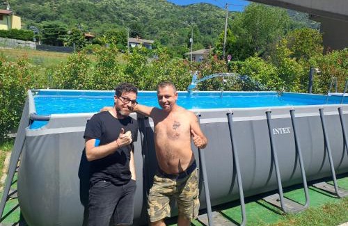 Casalzuigno House | Kurt e famiglia