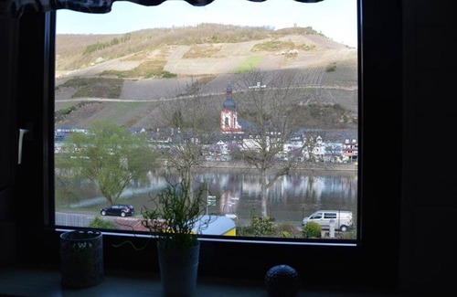 Kaimt Apartment | Kurtelhof - Apartment Kurtelhof with balcony & Moselle view, 2-4 pers.