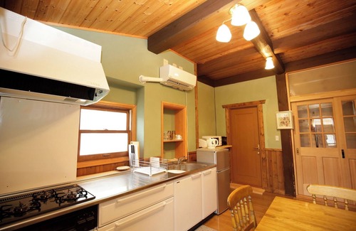 Tsumagoi Cottage | Kurumi Hygge BBQ rental available Villas and g/Agatsumagun Gunma