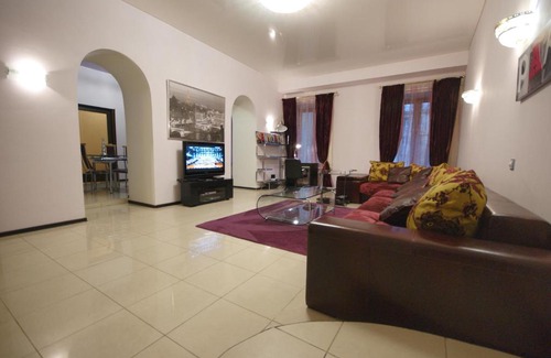 Admiralteysky Area Apartment | Квартира класса люкс на Большой Морской, 27