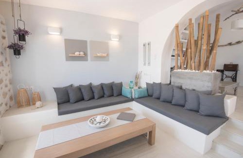 Naousa House | KYMA Seafront Exceptional 2BD house in Naousa