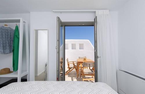 Naousa House | Kymo Luxury Suites Paros