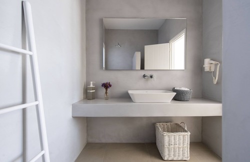 Naousa House | Kymo Luxury Suites Paros