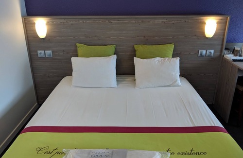 Chaumontel Hotel | Kyriad Chantilly Sud - Luzarches