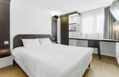 Saint-Arnoult Hotel | Kyriad - Deauville St Arnoult