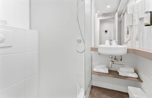 Saint-Arnoult Hotel | Kyriad - Deauville St Arnoult