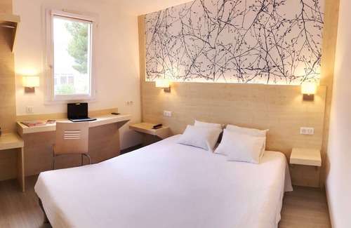 Rivesaltes Hotel | Kyriad Direct Perpignan Nord – Aéroport