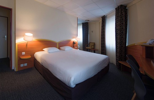 Lamballe Hotel | Kyriad Lamballe