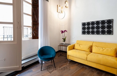 Historic Castle District House | KyS Castello