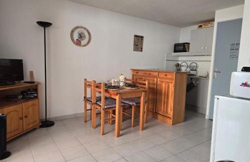 Vendres Villa | L'échapée Belle - Villa, résidence avec piscine et stationnement à proximité de la mer