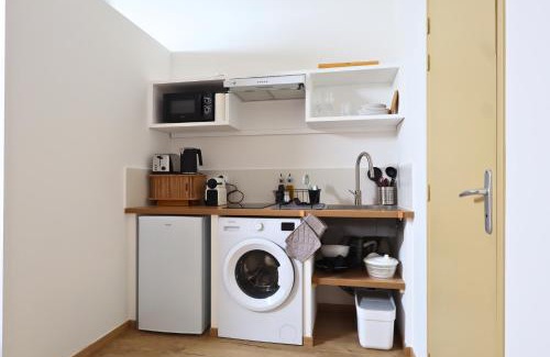 Camaret-sur-Aigues Apartment | L'Échappée Bohème - WIFI - NETFLIX - PRIME - CLIM