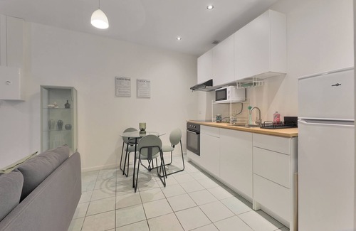 Saint-Quentin Apartment | L’Éclat d’Eucalyptus - Appt pour 2 à Saint-Quentin