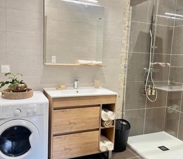 Saint-Julien-Chapteuil Apartment | L'école des frères