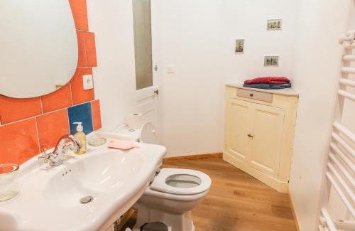 Dieppe Apartment | L'établissement TOIMOINOU, Hyper-centre, vue marché, proche mer 150m, lits faits à votre arrivée, serviettes de toilette, ménage, inclu, Netflix, accueil en personne