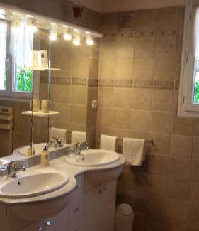 Cabries Bed & Breakfast | L'étape Provencale