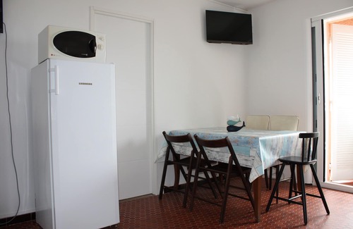 Giens Apartment | L'étoile de Giens - Sublime view! 2 bedrooms, pool, 5-minute walk to beaches