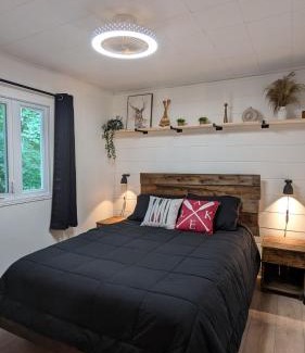 Saint-Charles-de-Bellechasse Ski Chalet | L'Étoile du Nord