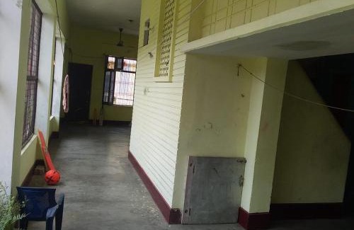 Faizabad House | L-99 Homestay