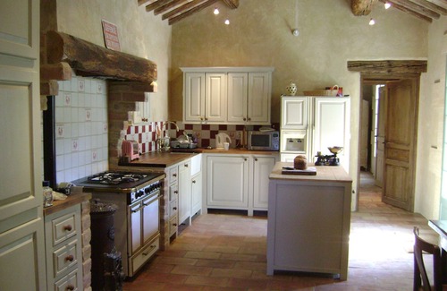 Saint-Hippolyte-de-Montaigu House | L'Ancienne Mairie (Town Hall) In Small Hamlet In The Gard