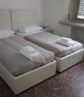 Citta Bassa House | L'Affaire Du Collier