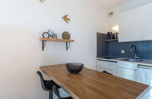 Le Lavandou Apartment | L'Alicastre by Interhome