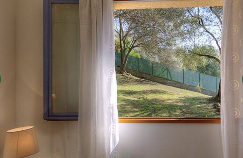 Ajaccio House | L' Amandier with communal swimming pool