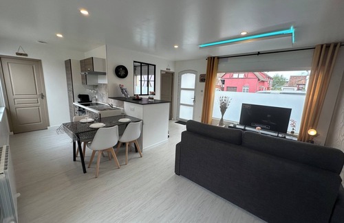 Huttenheim Apartment | L'aphrodite