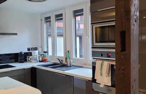 Barr Apartment | L'appart Avec Terrasse en Plein Centre Historique!