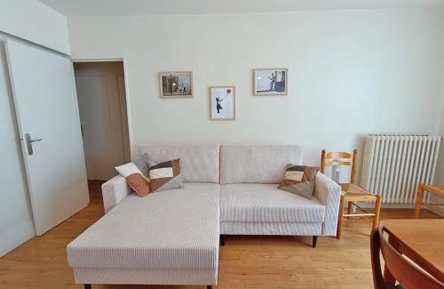 Bagneres-de-Luchon Apartment | L'appart du Maupas, T3, wifi, parking