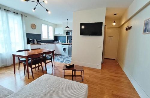 Bagneres-de-Luchon Apartment | L'appart du Maupas, T3, wifi, parking