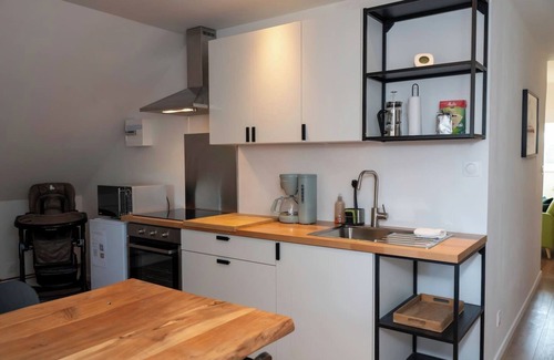 Aire-sur-la-Lys Apartment | L'appartement de la Tour - Gentilhommière - Cosy