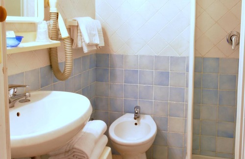 Casamicciola Terme Hotel | L'approdo