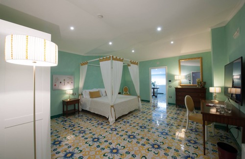 Altavilla Silentina Hotel | L'Araba Fenice