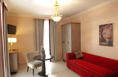 Altavilla Silentina Hotel | L'Araba Fenice