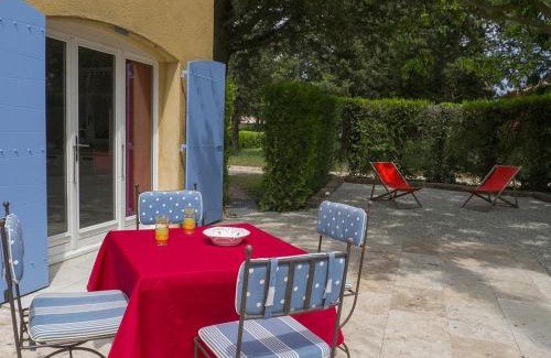 Sorgues Apartment | L'armas