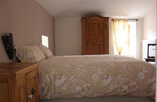 Les Nonieres Bed & Breakfast | L'Art des chemins