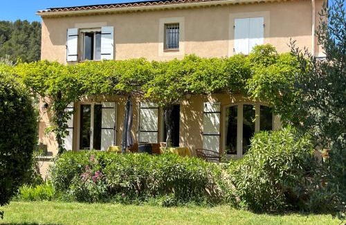 Mormoiron Bed & Breakfast | L'Atelier de Maia