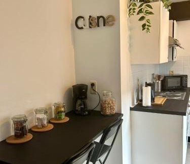 Ath Apartment | L AUBERGE DE l Entre Potes Scandinavia