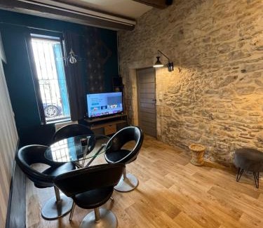 Mont Duplan Apartment | L’authentique