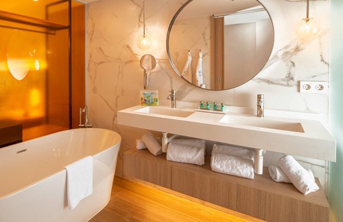 Lloret Town Center Hotel | L'Azure Hotel