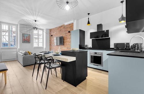 Saint - Aubin - Dupuy Apartment | L'Azzurri - Charmant appartement pour 4