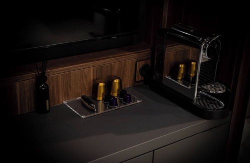 Martigues Apartment | l'Élixir welcomes you for a romantic stay in the center of Martigues.