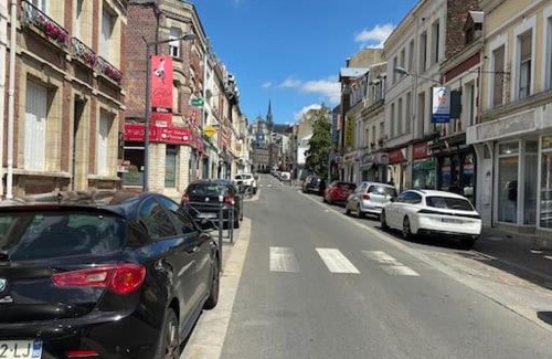 Saint-Quentin Apartment | L'Emile Zola