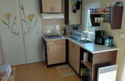 Vic-la-Gardiole House | "L'Entre t'Air et Mer" Bungalow, Pool, Cozy, Beach 5 Km, Near Frontignan