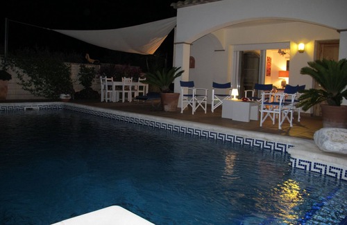 L'Escala House | L'Escala: house with private garden, pool, & free Wi-Fi