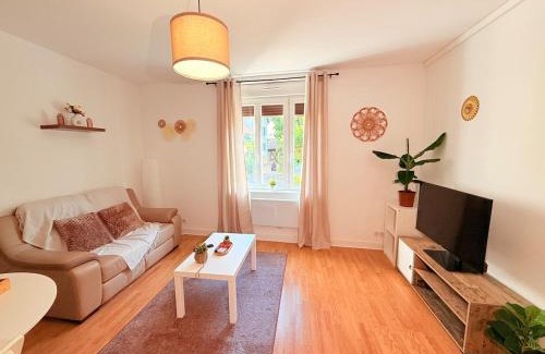 Schiltigheim Apartment | l'Escapade de Schiltigheim - Cozy & Bright